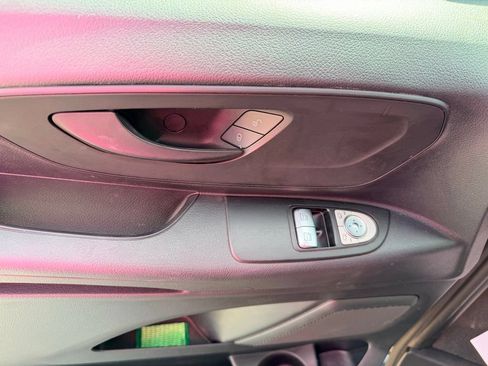 Used 2022 Mercedes-Benz Metris image 19