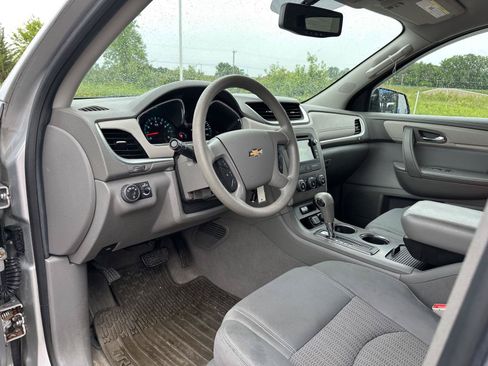 Used 2016 Chevrolet Traverse LS FWD image 20