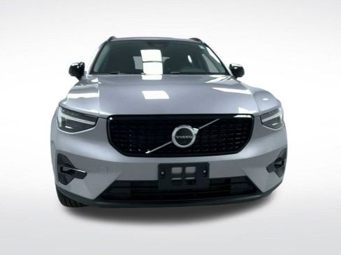 New 2026 Volvo XC40 B5 Ultra w/ Climate Package image 17