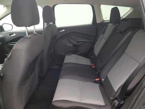 Used 2017 Ford Escape SE w/ Equipment Group 201A FWD image 18