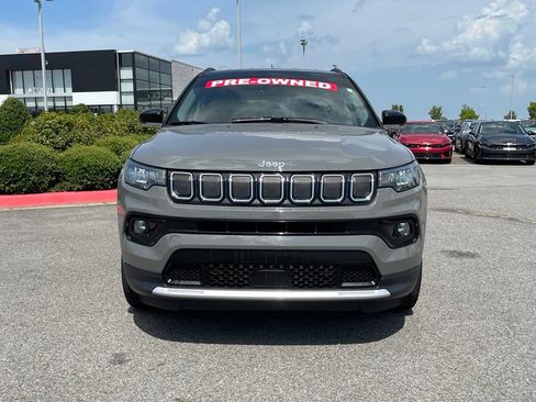 Used 2022 Jeep Compass Limited AWD/4WD image 2