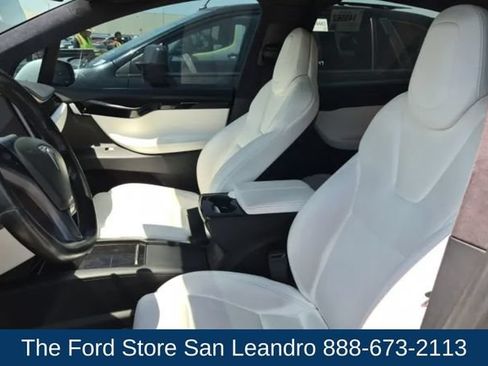 Used 2020 Tesla Model X Long Range AWD/4WD image 7