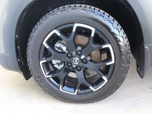 Used 2025 MAZDA CX-50 Meridian Edition w/ Apex Package image 10