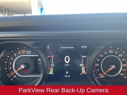 Used 2025 Jeep Gladiator Sport AWD/4WD image 12