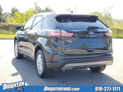 Used 2022 Ford Edge SEL w/ Convenience Package AWD/4WD image 3