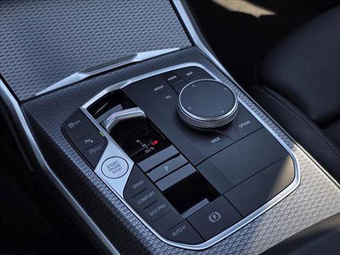 Used 2025 BMW 330i xDrive Sedan image 21