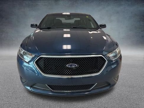 Used 2017 Ford Taurus SEL w/ Equipment Group 201A image 3