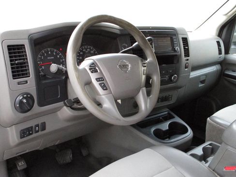 Used 2019 Nissan NV 3500 SL w/ Navigation Package RWD image 6