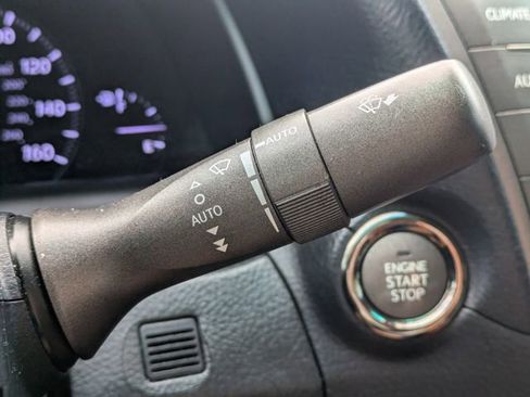 Used 2011 Lexus LS 460 L w/ Luxury Pkg image 29