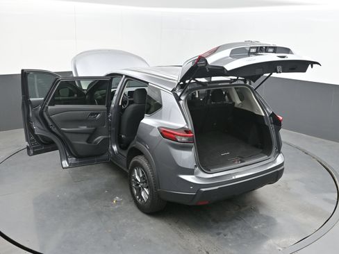 Certified 2024 Nissan Rogue S FWD image 43