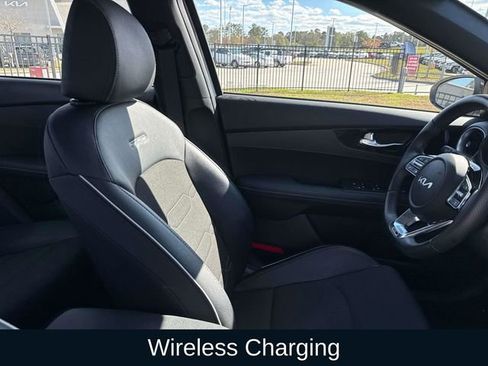 Used 2024 Kia Forte GT-Line w/ GT-Line Premium Package image 15