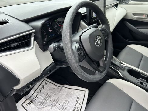 Certified 2025 Toyota Corolla LE image 7