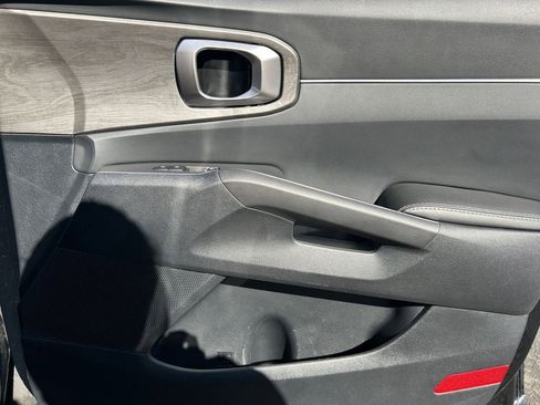 Used 2024 Kia Sorento X-Line EX image 25