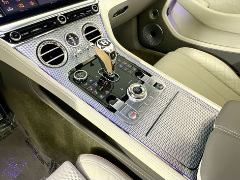 Certified 2023 Bentley Continental GT V8 AWD/4WD image 16