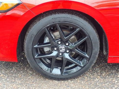 Used 2023 Honda Civic Sport image 9