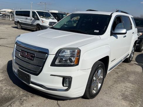 Used 2017 GMC Terrain Denali image 6