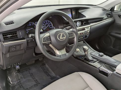 Used 2016 Lexus ES 350 image 12