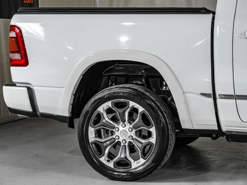 Used 2020 RAM 1500 Limited w/ Body Color Bumper Group AWD/4WD image 5