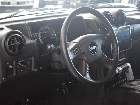 Used 2005 HUMMER H2 w/ Preferred Equipment Group AWD/4WD image 44