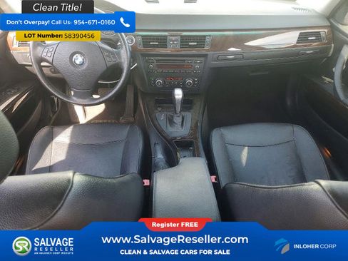 Used 2011 BMW 328i xDrive Sedan AWD/4WD image 11