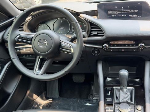Used 2024 MAZDA MAZDA3 s FWD image 12