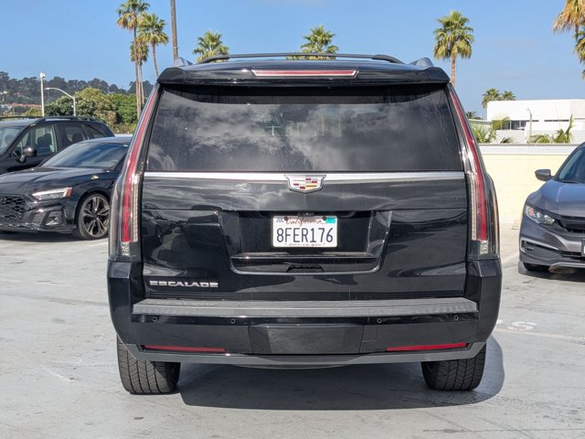 Used 2018 Cadillac Escalade Premium Luxury AWD/4WD image 6