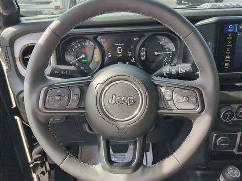 Used 2025 Jeep Wrangler Sport S w/ Convenience Group image 58