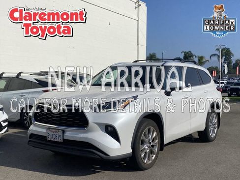 Used 2023 Toyota Highlander Limited FWD image 1