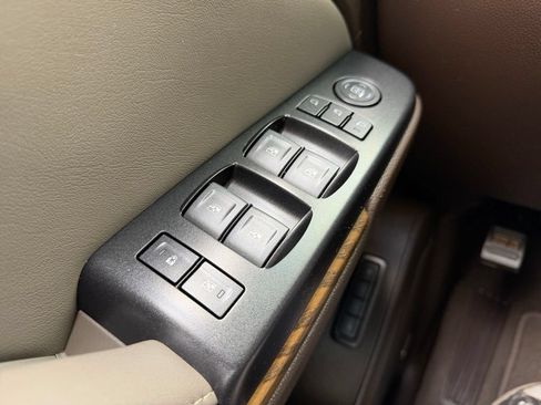 Used 2020 GMC Yukon Denali w/ Open Road Package AWD/4WD image 15