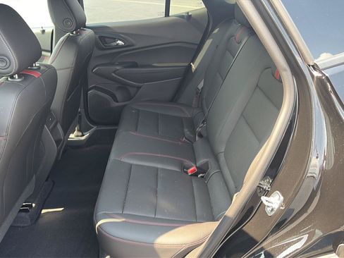 Used 2026 Chevrolet Trax RS w/ Driver Confidence Package FWD image 14