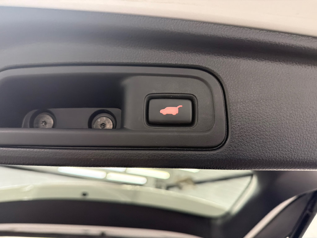 Used 2022 Honda Pilot Elite image 21