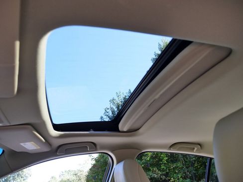 Used 2013 Acura ILX w/ Technology Package image 11