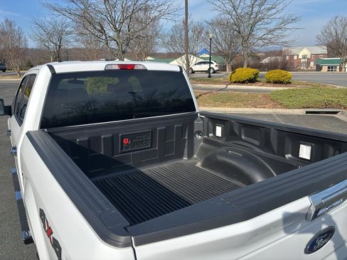 Used 2017 Ford F150 XLT image 17