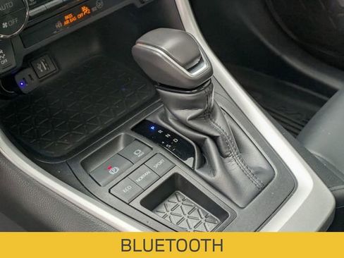 Used 2024 Toyota RAV4 XLE Premium image 20