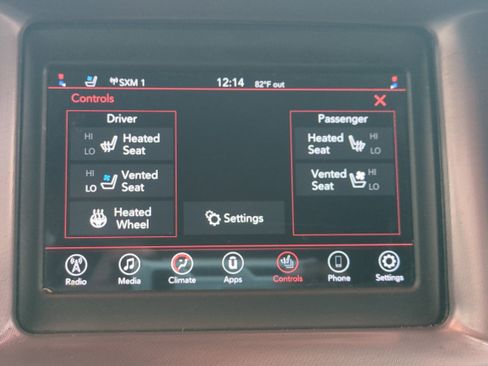 Used 2019 Dodge Charger SXT w/ Leather Interior Group image 23