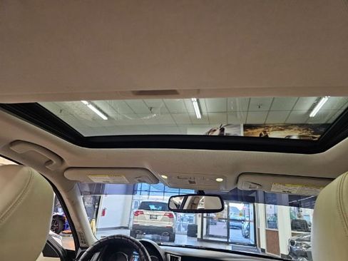 Used 2015 INFINITI Q50 Premium w/ Navigation Package image 36