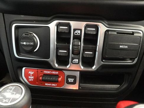 Used 2020 Jeep Wrangler Unlimited Rubicon AWD/4WD image 12
