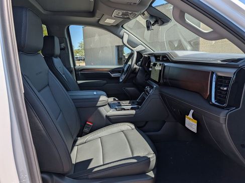 New 2026 GMC Sierra 3500 Denali w/ Denali Reserve Package AWD/4WD image 25