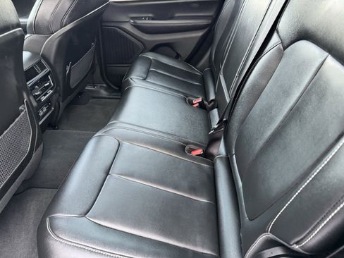 Used 2023 Jeep Grand Cherokee Limited image 12