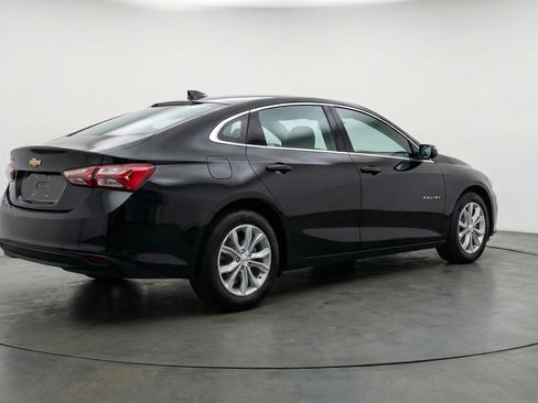 Used 2024 Chevrolet Malibu LT image 9
