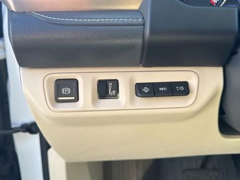 Used 2020 GMC Acadia Denali w/ Denali Ultimate Package image 14