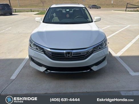 Used 2016 Honda Accord EX image 1
