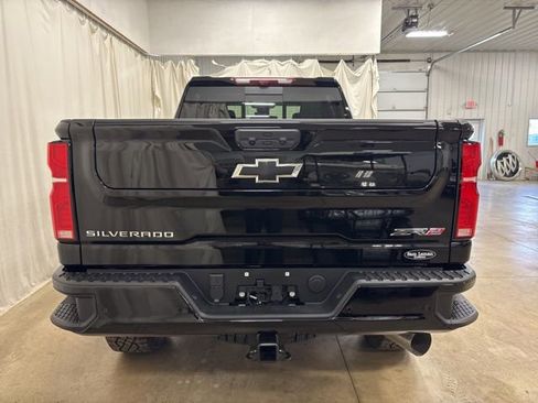 New 2026 Chevrolet Silverado 2500 ZR2 AWD/4WD image 6