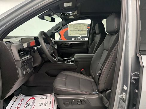 New 2026 Chevrolet Suburban RST w/ Comfort Package RWD image 9