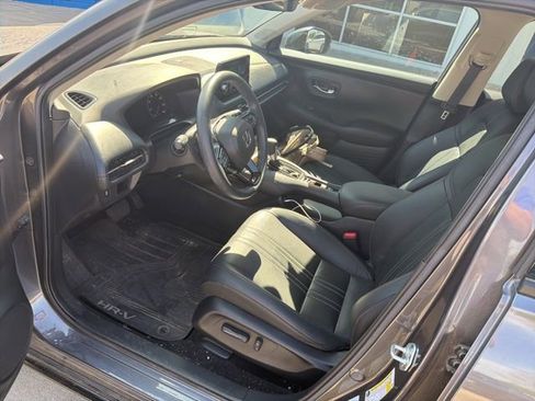 Used 2025 Honda HR-V EX-L image 13