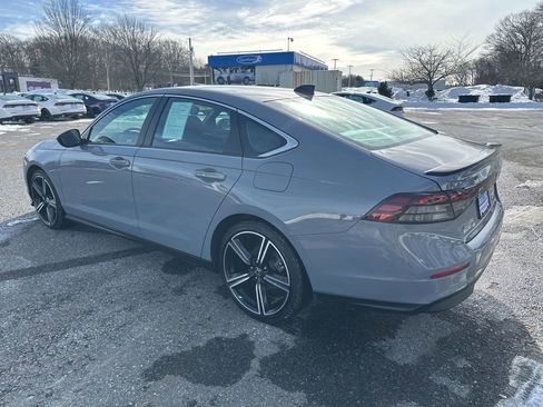 Used 2023 Honda Accord Sport image 6