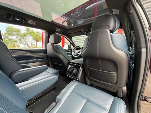 Used 2025 Cadillac Escalade IQ Luxury 2 w/ LPO, Premium Carpet Package AWD/4WD image 25