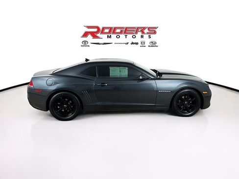Used 2015 Chevrolet Camaro LS RWD image 9