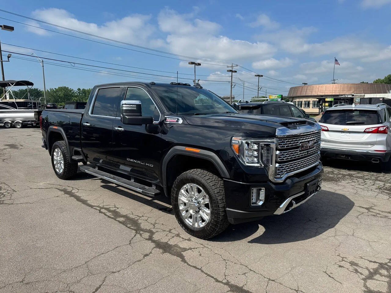 Used 2022 GMC Sierra 2500 Denali w/ Denali Ultimate Package AWD/4WD image 4