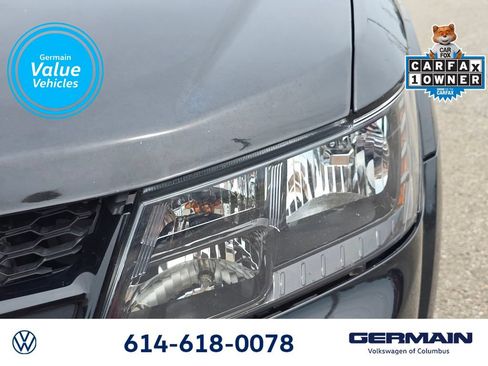 Used 2018 Dodge Journey Crossroad w/ Nav & Sun Group FWD image 15